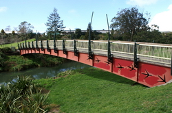 pont de katikati